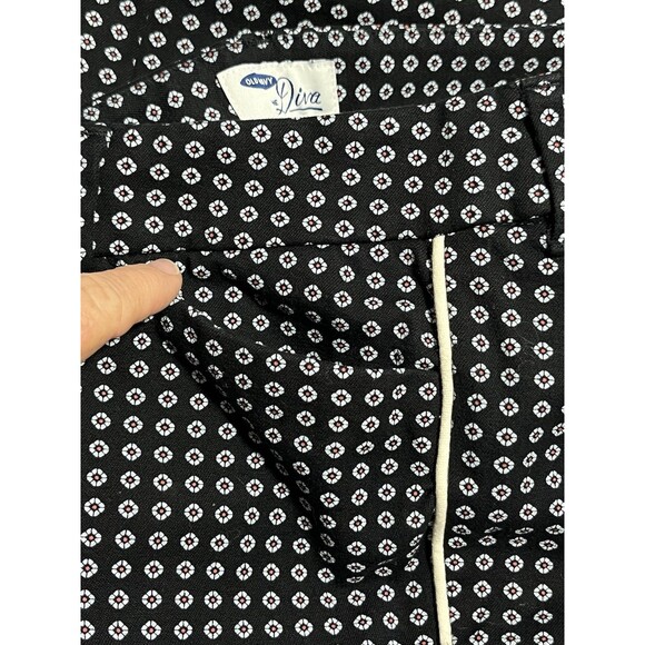 Old Navy Diva Pixie Ankle Pants Womens Size 20 Black Floral Stretch Daisy Print - Picture 6 of 9